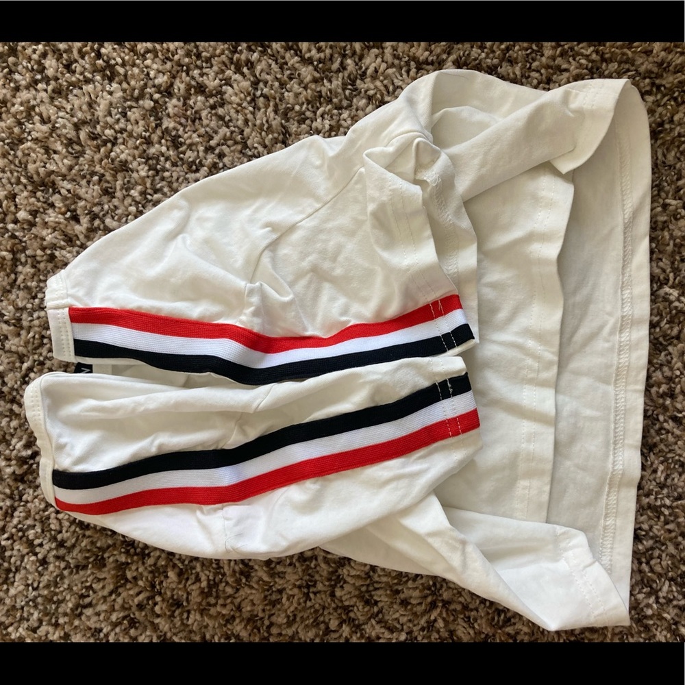 Matching set - Picture 2 of 3